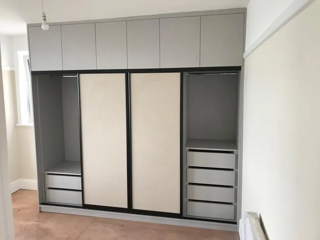 Bedroom Fitted Wardrobe